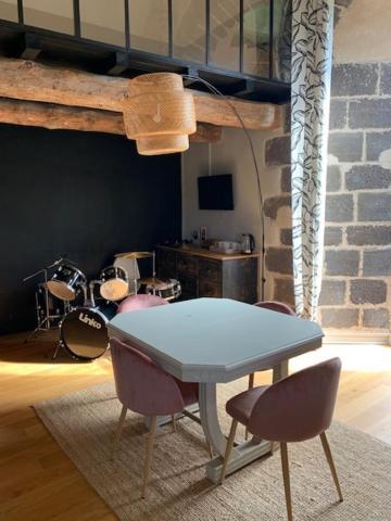 Chambres Et Maisons D'Hotes Du Prieure De La Bajasse - Le 1150 Vieille-Brioude Bagian luar foto
